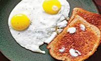Sunny Side-up Eggs with Potato Flour